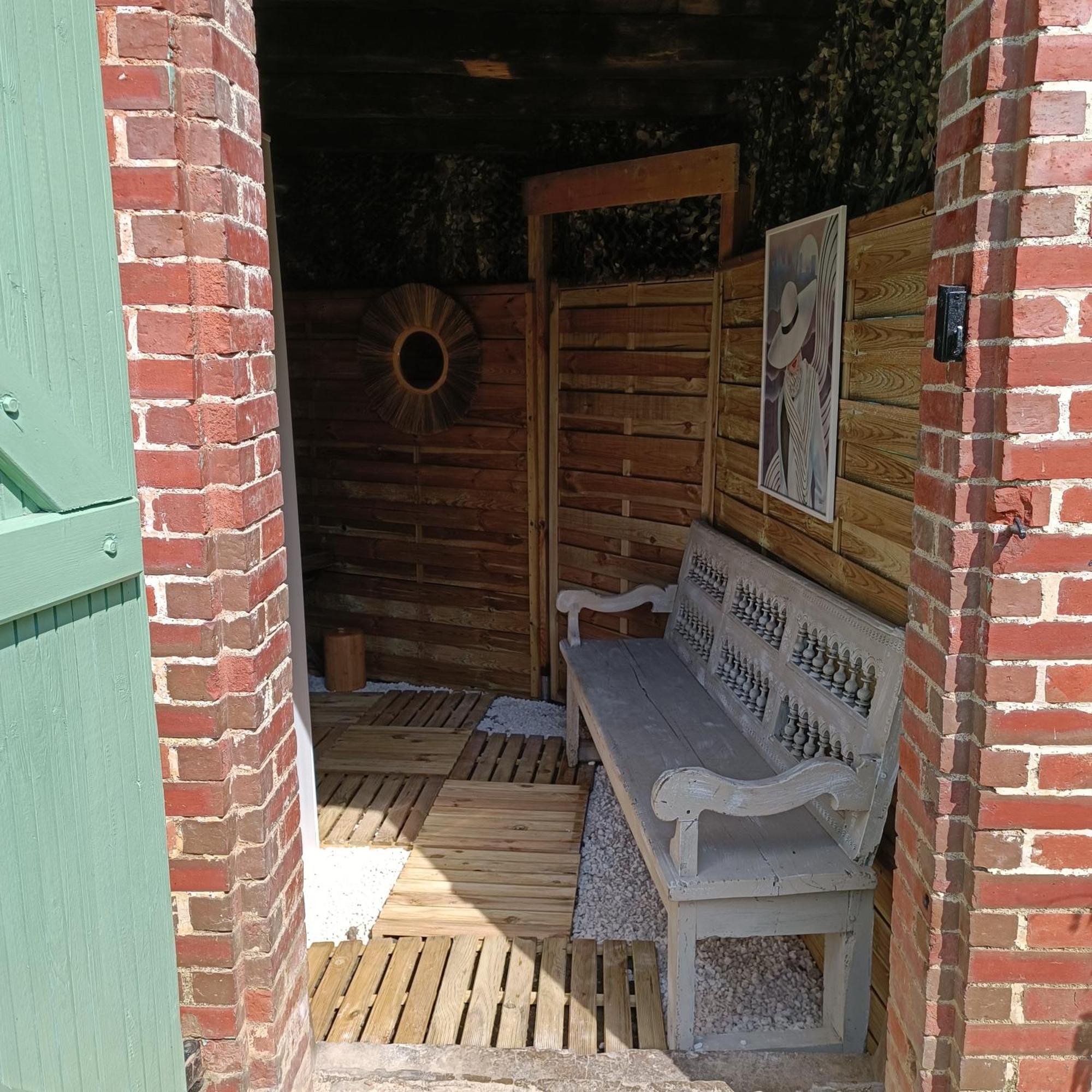 Baladous Bed & Breakfast Montgaillard-de-Salies ภายนอก รูปภาพ