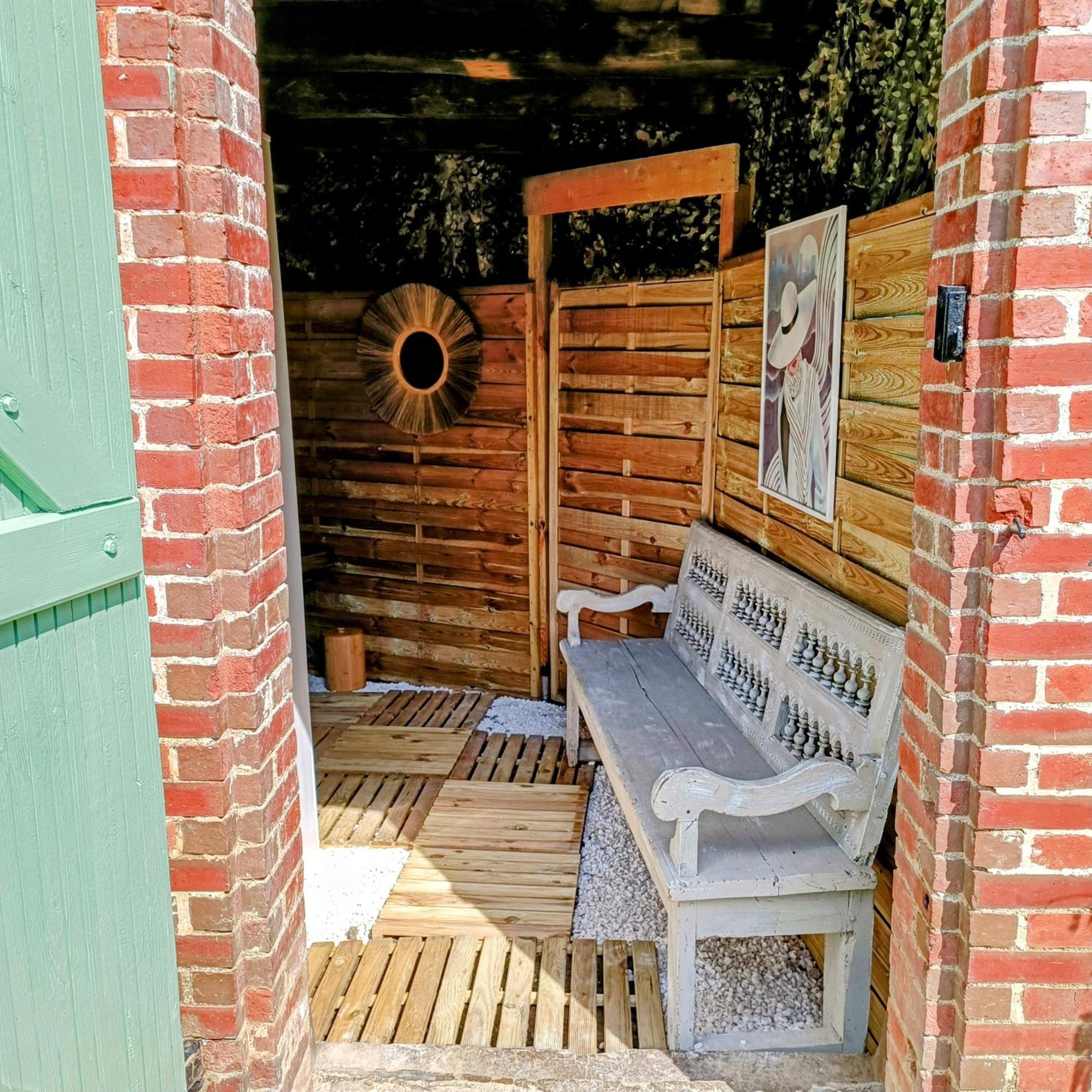 Baladous Bed & Breakfast Montgaillard-de-Salies ภายนอก รูปภาพ
